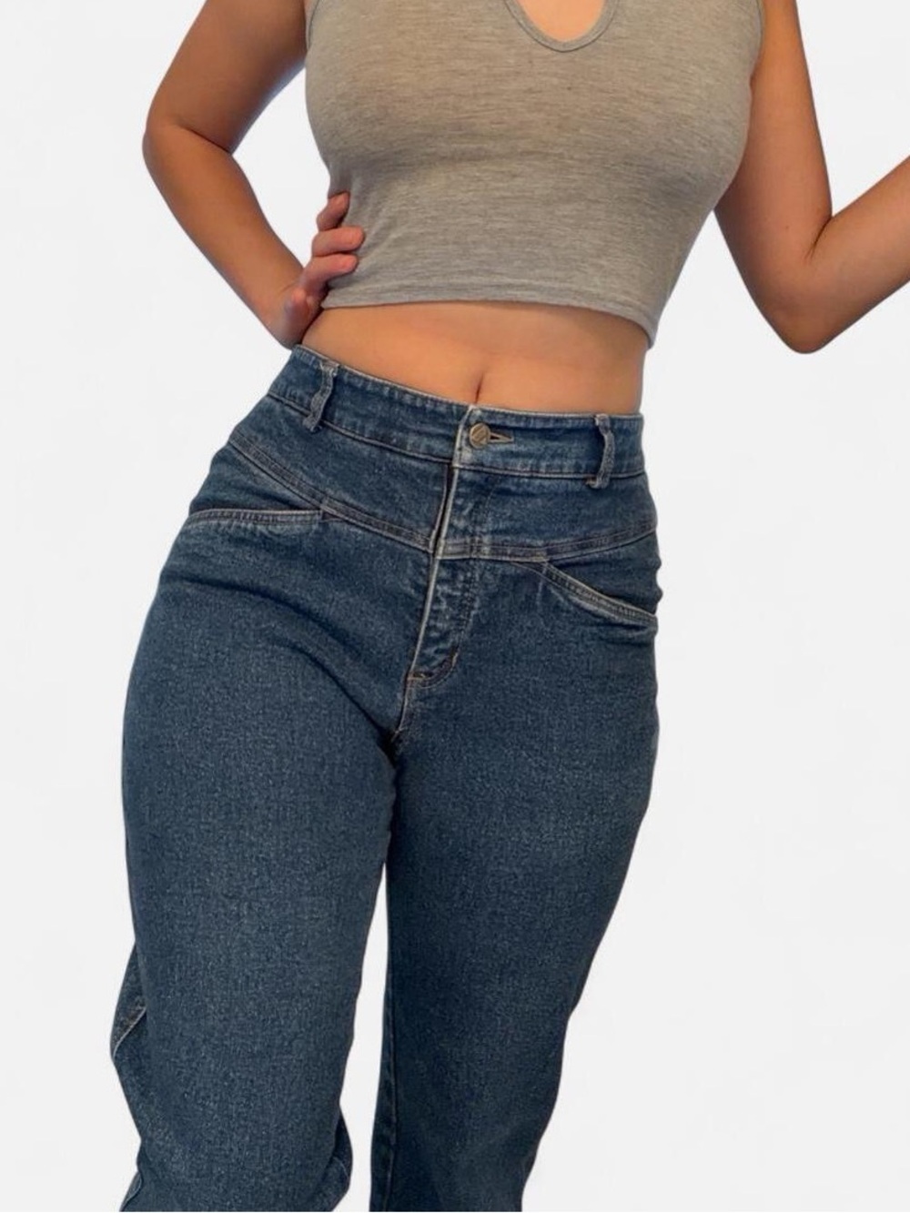 Y2k High Rise Mom Jeans - Picture 6 of 7